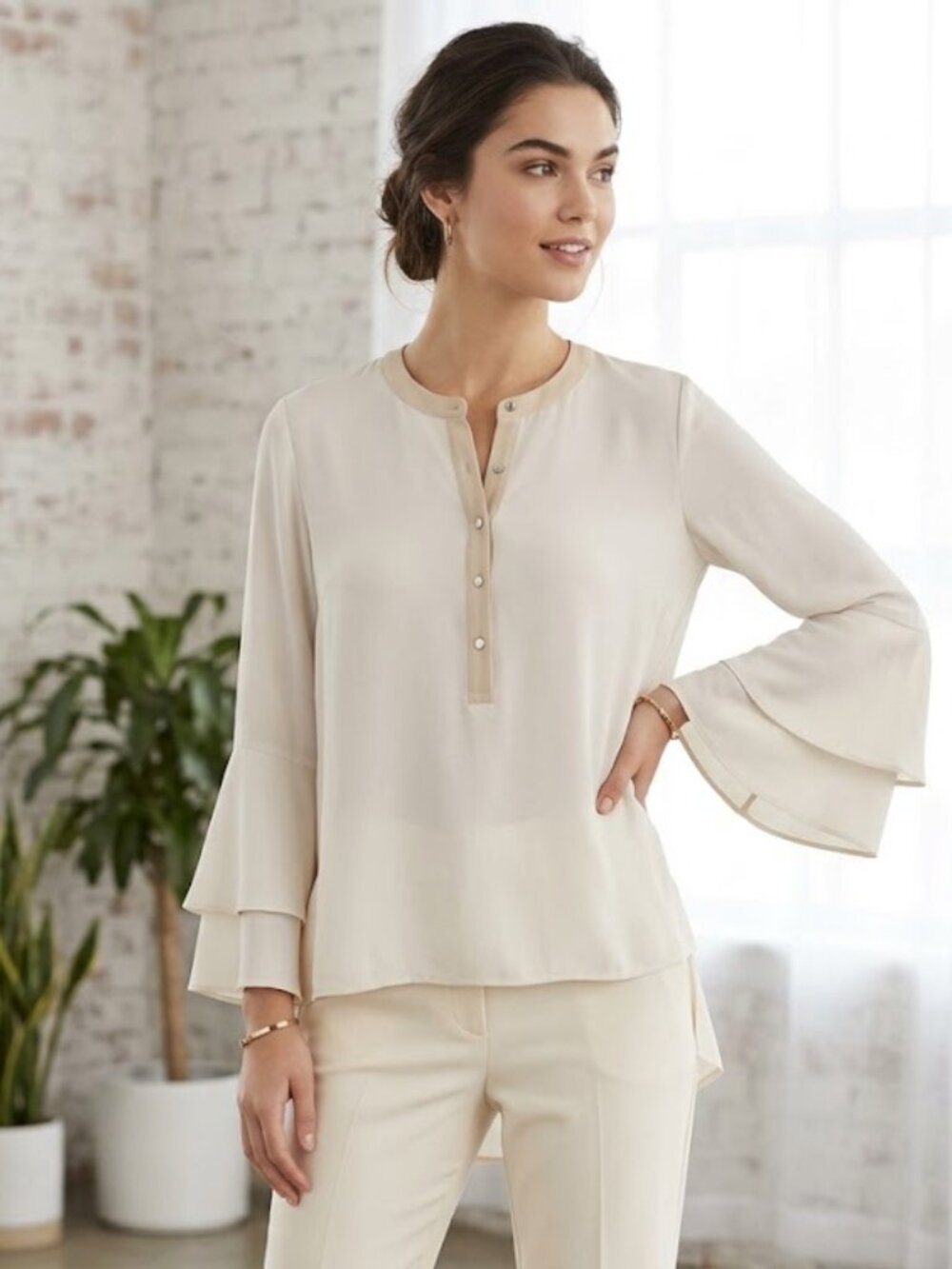BCBGMAXAZRIA Long Sleeve Blouse Large